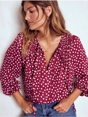 Boden Red & White Polka Dot Georgia Smocked Jersey Top Size 2 (Small) NWT
